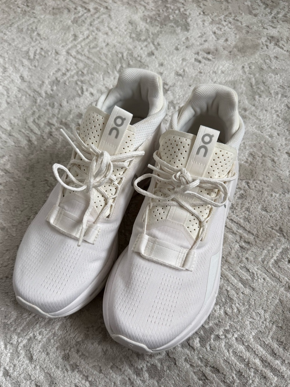 On Running Cloudnova 2 Lightweight Women's Running Shoes in White
